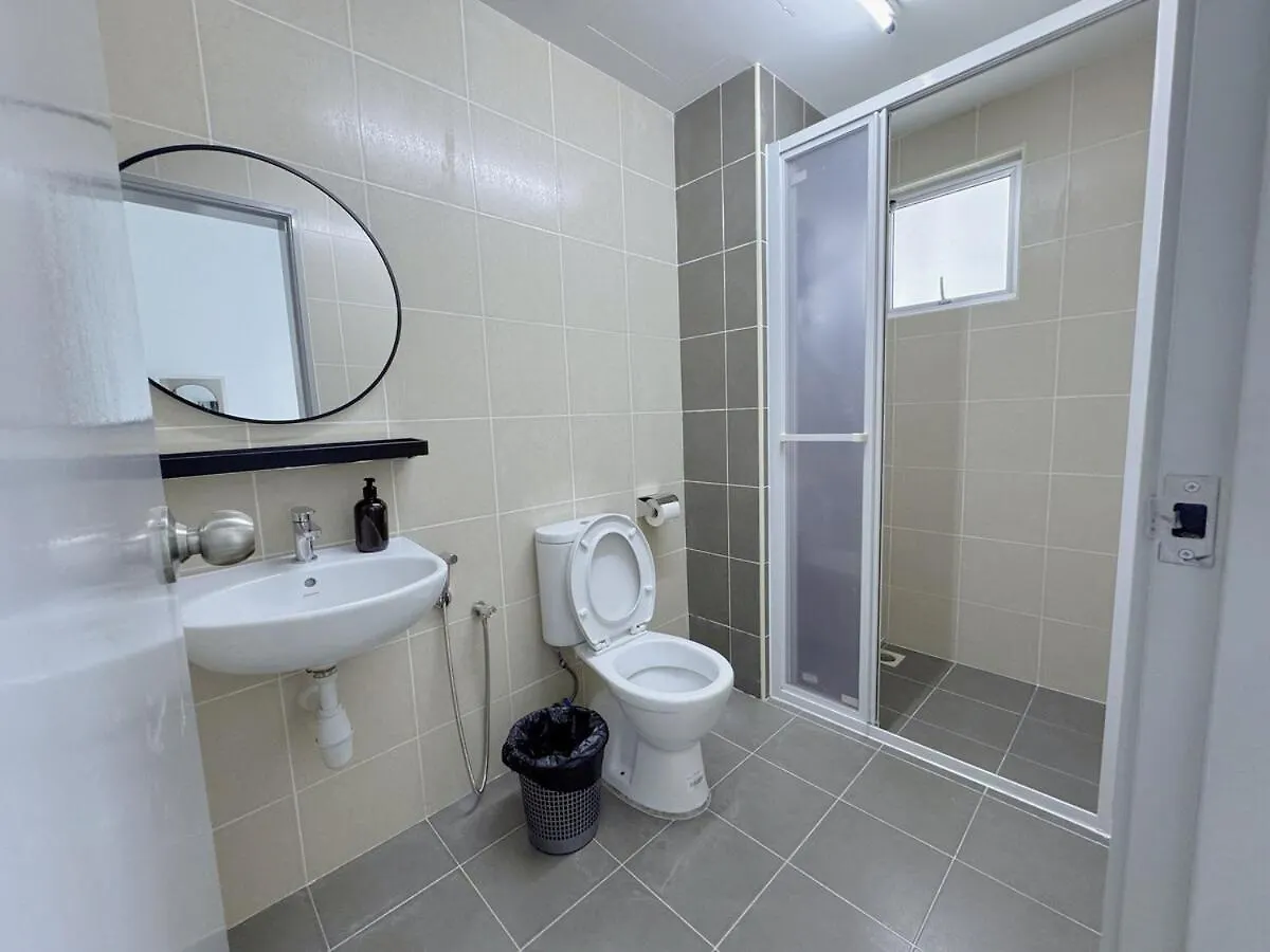 New Minimalist Cozy 3R3B Sgbesi - 6 Pax Apartment Kuala Lumpur