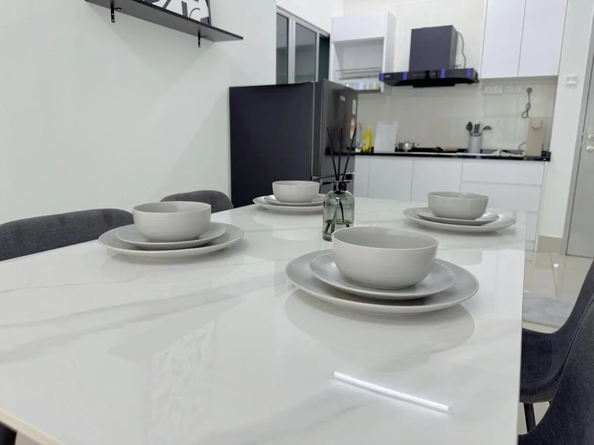 New Minimalist Cozy 3R3B Sgbesi - 6 Pax Apartment Kuala Lumpur