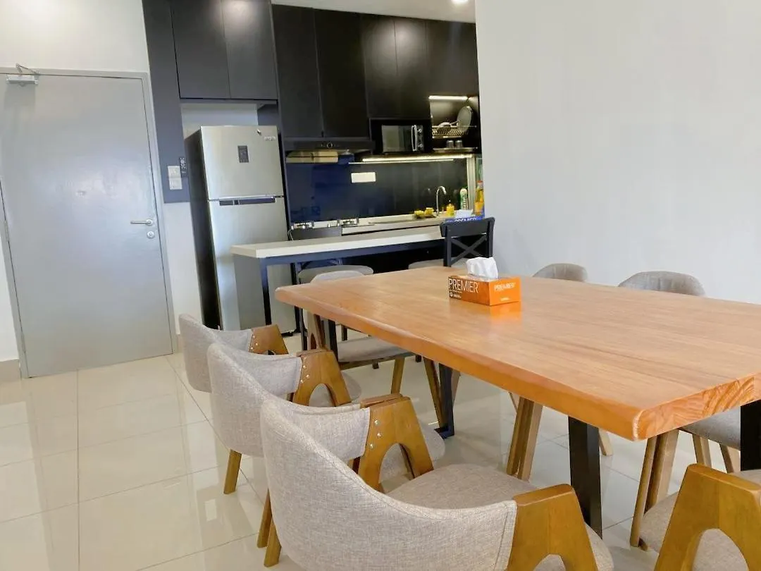 New Minimalist Cozy 3R3B Sgbesi - 6 Pax Apartment Kuala Lumpur